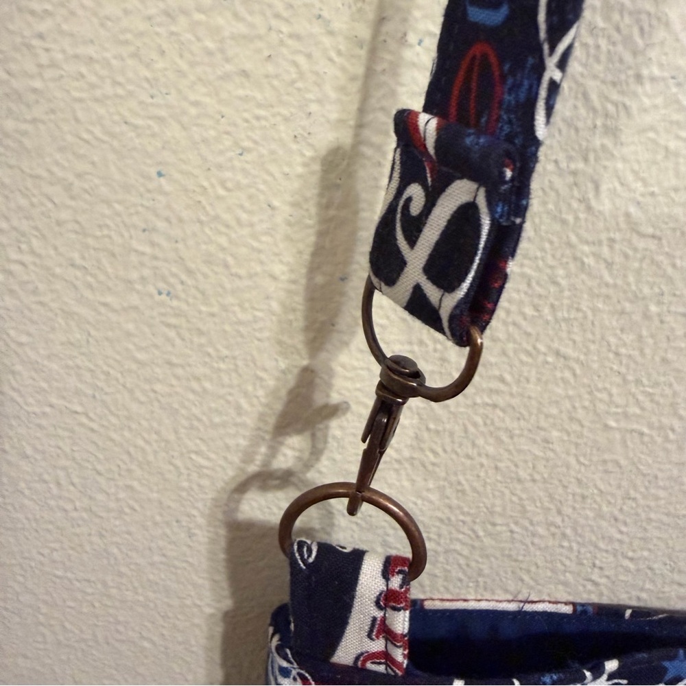 Patriotic USA Crossbody Bag Red White Blue Americana Flag Print Small Purse - Picture 9 of 11